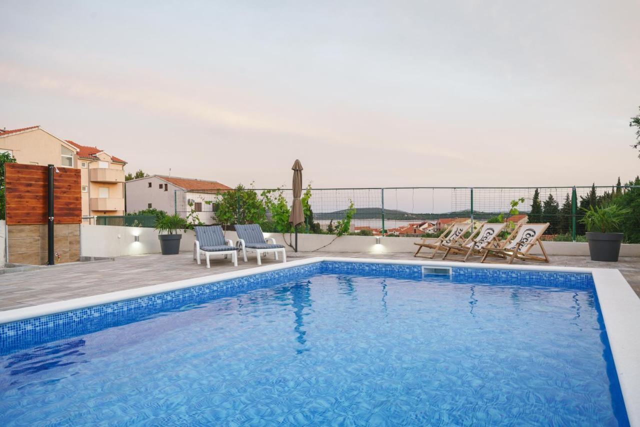 Apartments Markunovic Vodice Exterior photo